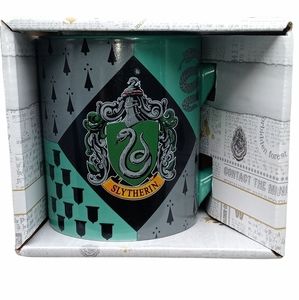 Harry potter Slytherin mug